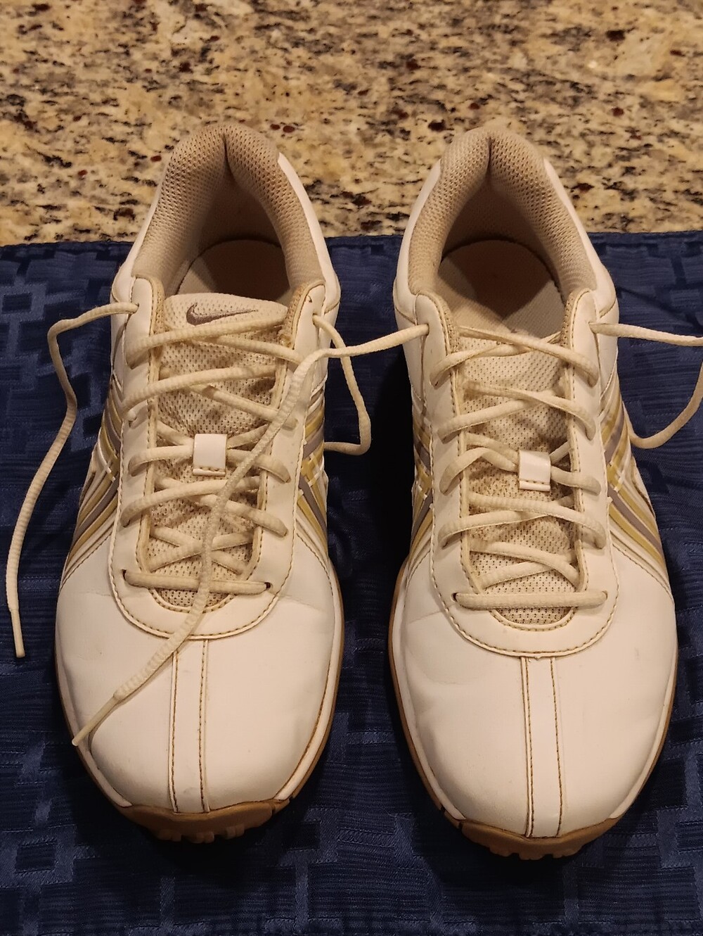 Nike White Athletic Sneakers with Tan Accents 7.5
